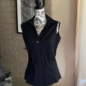 Black, sleeveless, collared top!